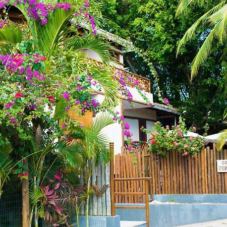 Duplex Com Hidromassagem - Praia Do Forte Buitenkant foto